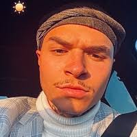 70+ Profile mit dem Suchbegriff „Deaver“