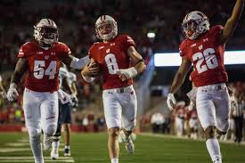 wisconsin badgers football 2019 is a bounceback year for