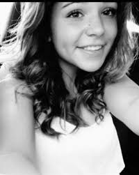 Victoria Hillman's Instagram, Twitter & Facebook