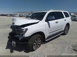 The 2019 toyota sequoia platinum has been confirmed to have no changes. Toyota Sequoia Limited 2019 White 5 7l Vin 5tdjy5g12ks165377 Free Car History