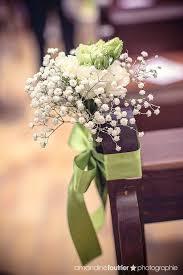 Bouquet Banc Eglise Mariage Mille Et Une Organisations De Prestige Deco Eglise Mariage Decoration Eglise Mariage Decoration Florale Mariage