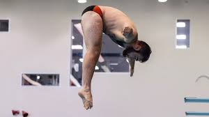 Men's swimming and diving sits sixth after Friday's action at UNYSCSA  Championship