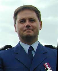 Fuss-making ma'am suspected of scam