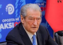 Primaret në PD/ Flamur Cani shpall kandidaturën për bashkinë e Belshit |