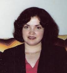 Naomi Eberhardt's Instagram, Twitter & Facebook