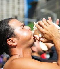 Lora Gallagher's Instagram, Twitter & Facebook