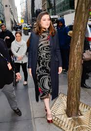 Celebmafia Celebrity Style Fashion Clothes Outfits Photos Gifs Videos Page 5094 Of 17881 See more ideas about fashion, style, outfits.