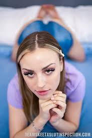 ▷ Anna Claire Clouds in Head in the Clouds (Photo 27) | Team Skeet