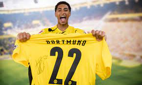 Jude victor william bellingham (born 29 june 2003) is an english footballer who plays as a midfielder for bundesliga club borussia dortmund. 17 Year Old Bellingham Among Football S Hottest Prospects Global Times