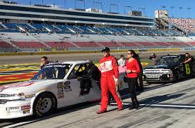 Las vegas motor speedway nascar camping world truck series race #4 of 23 for the 2018 season race: Old Fashion Commercialism In Full Bloom At Nascar Speedway In Vegas Lvsportsbiz