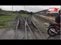 Bagian struktur jembatan bertulang sendiri terdiri dari bangunan atas, landasan. Keunikan Stesen Ktmb Tumpat Kelantan Youtube