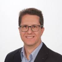 600+ "Lampropoulos" profiles