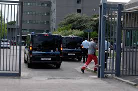 Scrutinio per merito comparativo per la promozione alla qualifica di commissario coordinatore penitenziario (ora dirigente aggiunto). Lutto In Carcere Agente Stroncato Dal Covid A 57 Anni