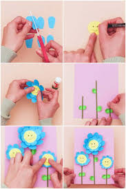 Begin by connecting your toilet paper rolls. Easy Paper Flower Craft For Kids Cute Spring Paper Craft
