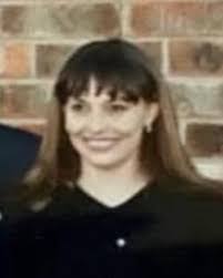 Elizabeth Lemarr's Instagram, Twitter & Facebook