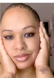 Lela Luster (@lela__luster)