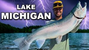 EARLY ACTION ON LAKE MICHIGAN! (Salmon Fishing Lake Michigan.