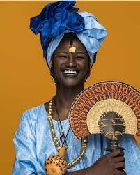 59 Vind Ik Leuks 2 Opmerkingen Le Monde Du Wax Lemondeduwax Op Instagram Smile Forever Gardons La Peche Et L African Beauty Senegal African Culture