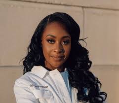 Michelle Osei's Instagram, Twitter & Facebook