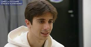 Questi sono i due requisiti richiesti, ma solo per chi ricade nel sistema. Chi E Alessandro Cavallo Di Amici 20 Eta E Instagram