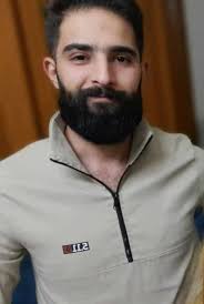 يا جماعه يلي شاف هاي البنت يجيبها عندي اشارات الفردوس اسمها شهد معتوق  ولابسه مانطه بني وبابو الزهري 0957927901 كرمال الله يلي بشوفها يجيبها لعند  اشارات الفردوس