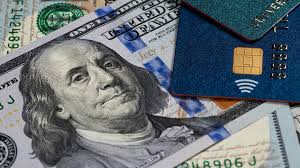 Credit card delinquencies rise: NY Fed