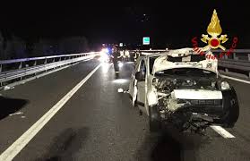 Incendio sulla firenze pisa livorno (screen video vigili del fuoco). Grave Incidente Sulla Valdastico Tre Feriti Autostrada Chiusa Per Alcune Ore Prima Vicenza