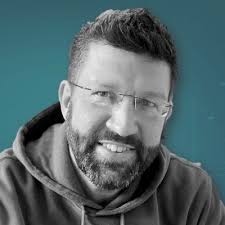 Simon Sinek brings up an interesting point, should we be having these types  of conversations more at work? Clip from The Diary of a CEO episode 176