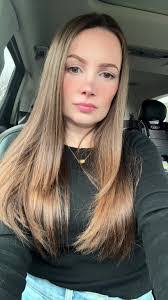 Krista Berg's Instagram, Twitter & Facebook