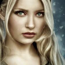 Listen to playlists featuring Forgotten Moon by Arnaud Roy online for free 