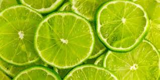 Pasti anda sudah cukup familiar, kan, dengan air lemon? Bisa Turunkan Kolesterol Ini 7 Manfaat Jeruk Nipis Bagi Kesehatan Merdeka Com