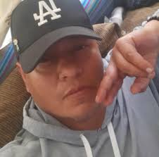 A veces, lo único que necesitamos es un abrazo para comenzar a reconstruir  nuestro tejido social. Hoy es un buen día para abrazar a tus amigos,  familiares y mascotas. ¡Abrazar es medicina