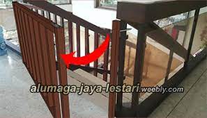 Telah terjual lebih dari 9. Pintu Pengaman Tangga