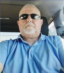 Ken Mark's Instagram, Twitter & Facebook