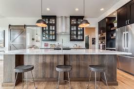 Check out the photos, get modern farmhouse decorating ideas, plus check out kitchen of the year. Gorgeous Modern Farmhouse Kitchens