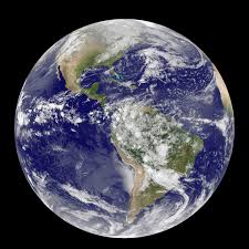 Terra este a treia planetă ca distanţă de la soare şi a cincea ca dimensiune din sistemul solar. Planeta Terra Esgota Recursos E Opera No Vermelho Em 2015
