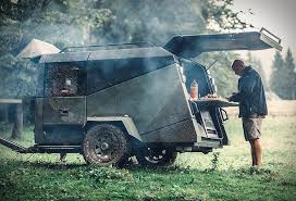 Offroad Wohnanhanger Ein Echtes Naturerlebnis Mit Dem Migrator Von Fim Caravans Offroad Wohnwagen Caravan Offroad