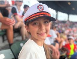 Can someone help me edit this so it's sharper and I can see the owl I would  be so greatful was gutted it came out blurry Thank you