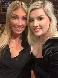 Finally hit my 30's! Out for drinks with my sister at The Elms in  Leigh-on-Sea table 43. Anything is appreciated but we've already eaten.  Thank you! 🥳😄