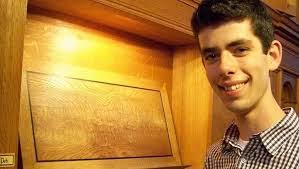 Abraham Ross's Instagram, Twitter & Facebook