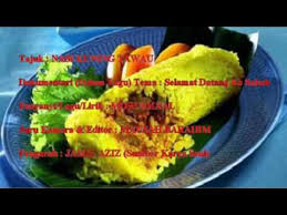 Nasinya berlemak dan berwarna kuning. Resepi Nasi Kuning Tawau Sabah