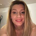 Danielle Roggow's Instagram, Twitter & Facebook