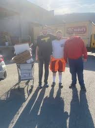 Please join us in wishing our wonderful volunteer, Laura Plum Halleman, the  happiest of birthdays!! Thank you for all you have done for our LFP  Laura!!! 🙏🏻❤️