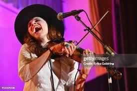 209 Suzanne Santo Photos & High Res Pictures