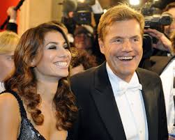 Der musiker hieß eigentlich dieter günther bohlen. Dieter Bohlen Seltenes Video Freundin Carina Traut Sich Vor Die Kamera News De