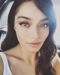 130 1 K Mentions J Aime 1 104 Commentaires Ayca Aysin Turan Aycaaysinturan Sur Instagram In 2020 Cute Girl Face Girl Face Turkish Beauty