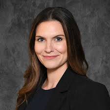 Kristen Comeau's Instagram, Twitter & Facebook