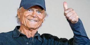 See more of siegfried & roy on facebook. Ex Assistent Behauptet Roy Tragt Die Schuld Am Tragischen Tigerangriff