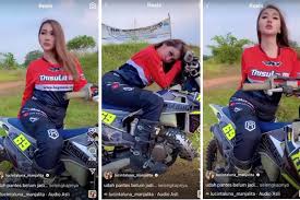 Check spelling or type a new query. Pose Seksi Naik Motor Trail Lucinta Luna Udah Pantes Belum Jadi Cewe Begal