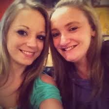 Dee Lundquist's Instagram, Twitter & Facebook